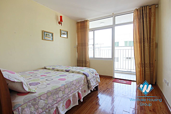 Full furnished 2 bedroom apartment at 713 lac long quan